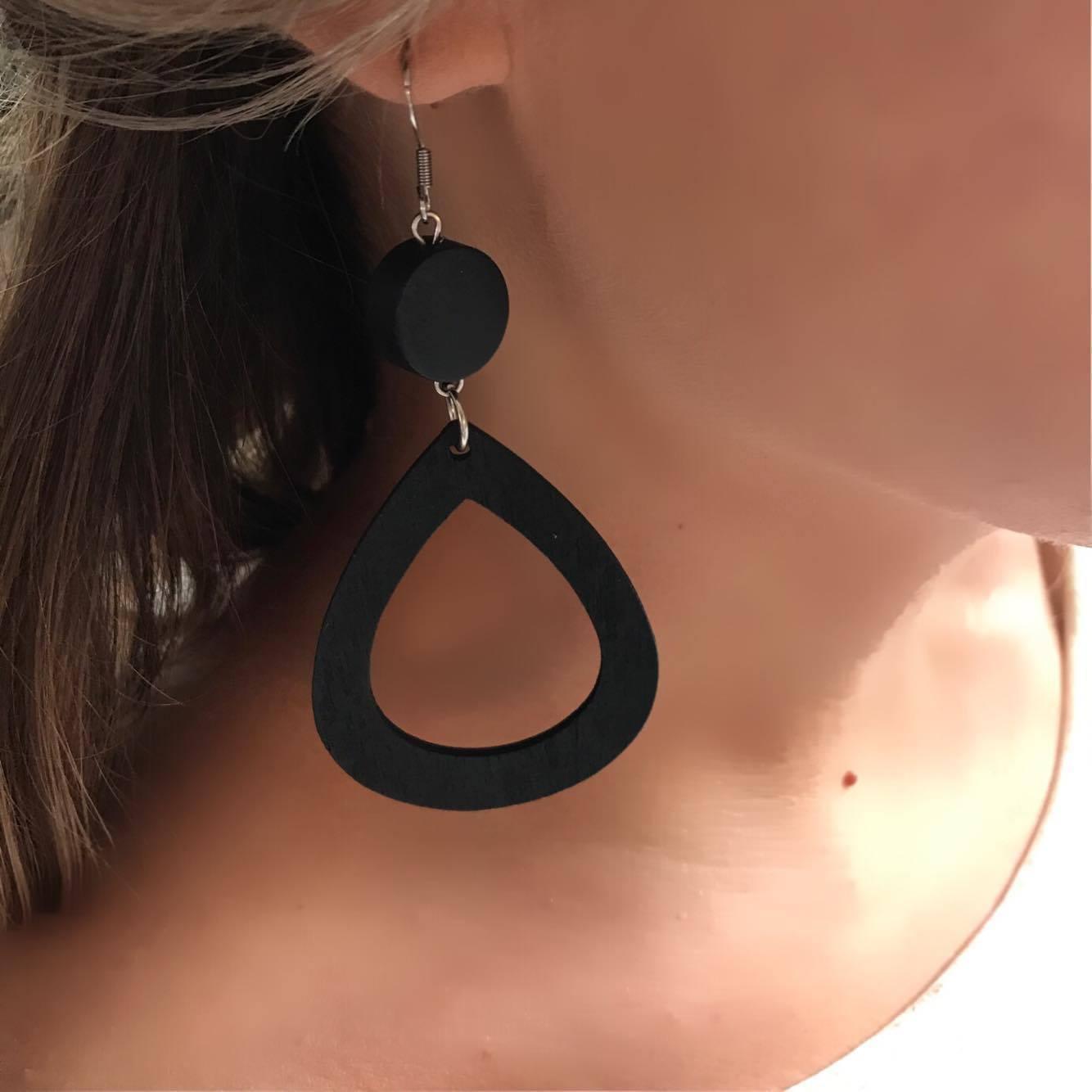 Wooden earrings, Drop (black)