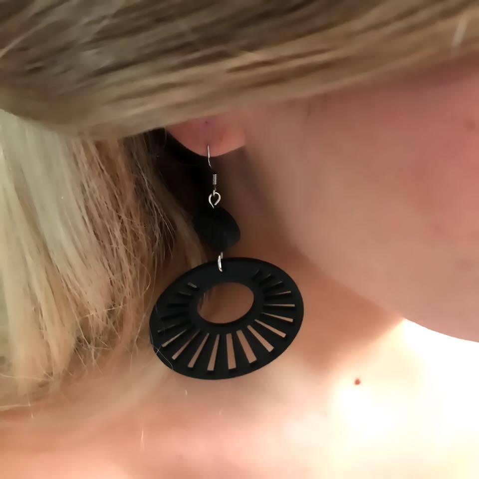 Wooden earrings, Sun (black)