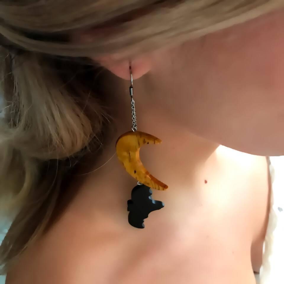 LEMPI earrings, Bat and moon