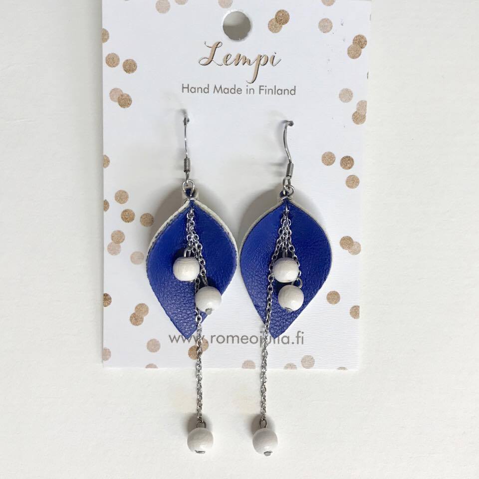 LEMPI earrings, Calla (blue-white)