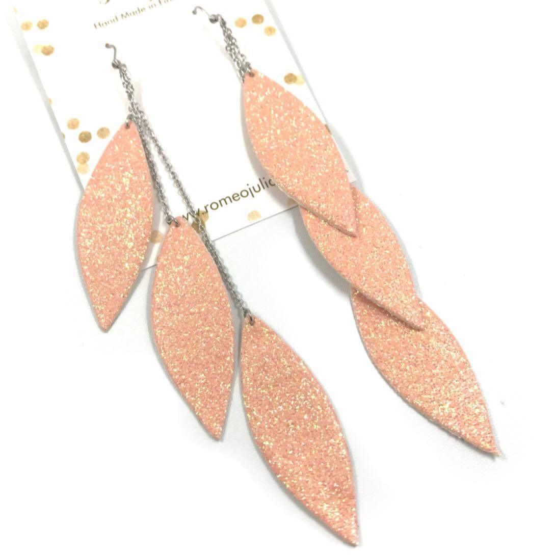 LEMPI earrings, Laura (pink glitter, three-piece)