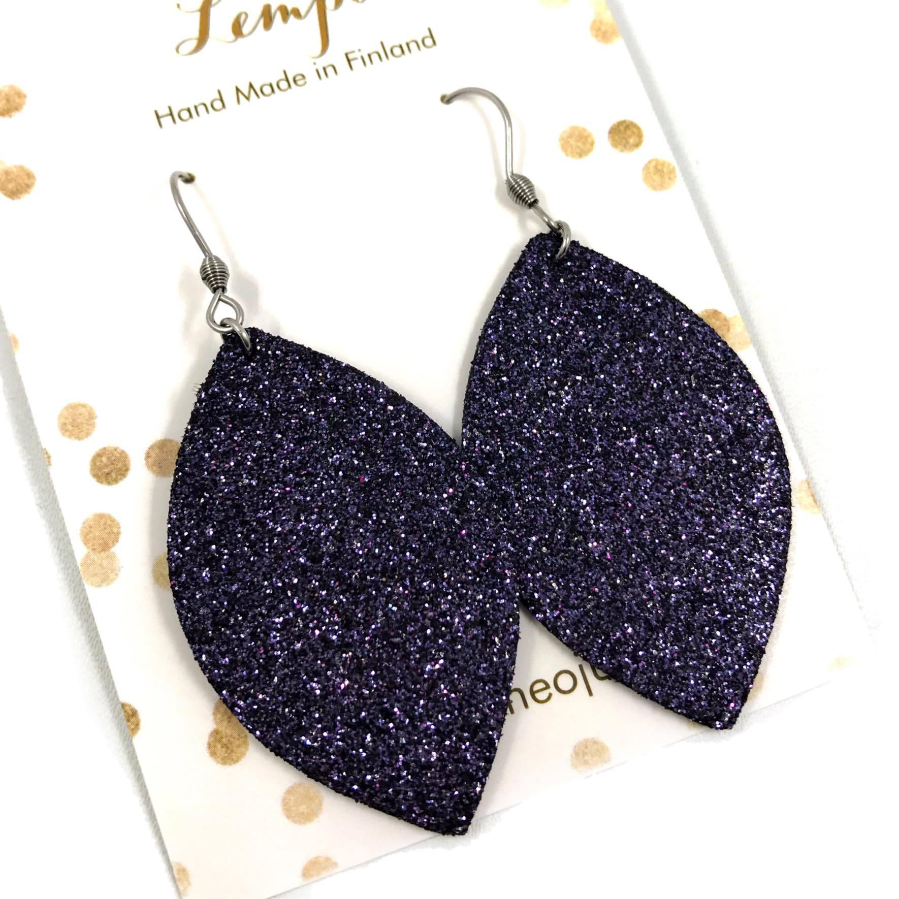 FAVORITE earrings, Iisa (starry sky)