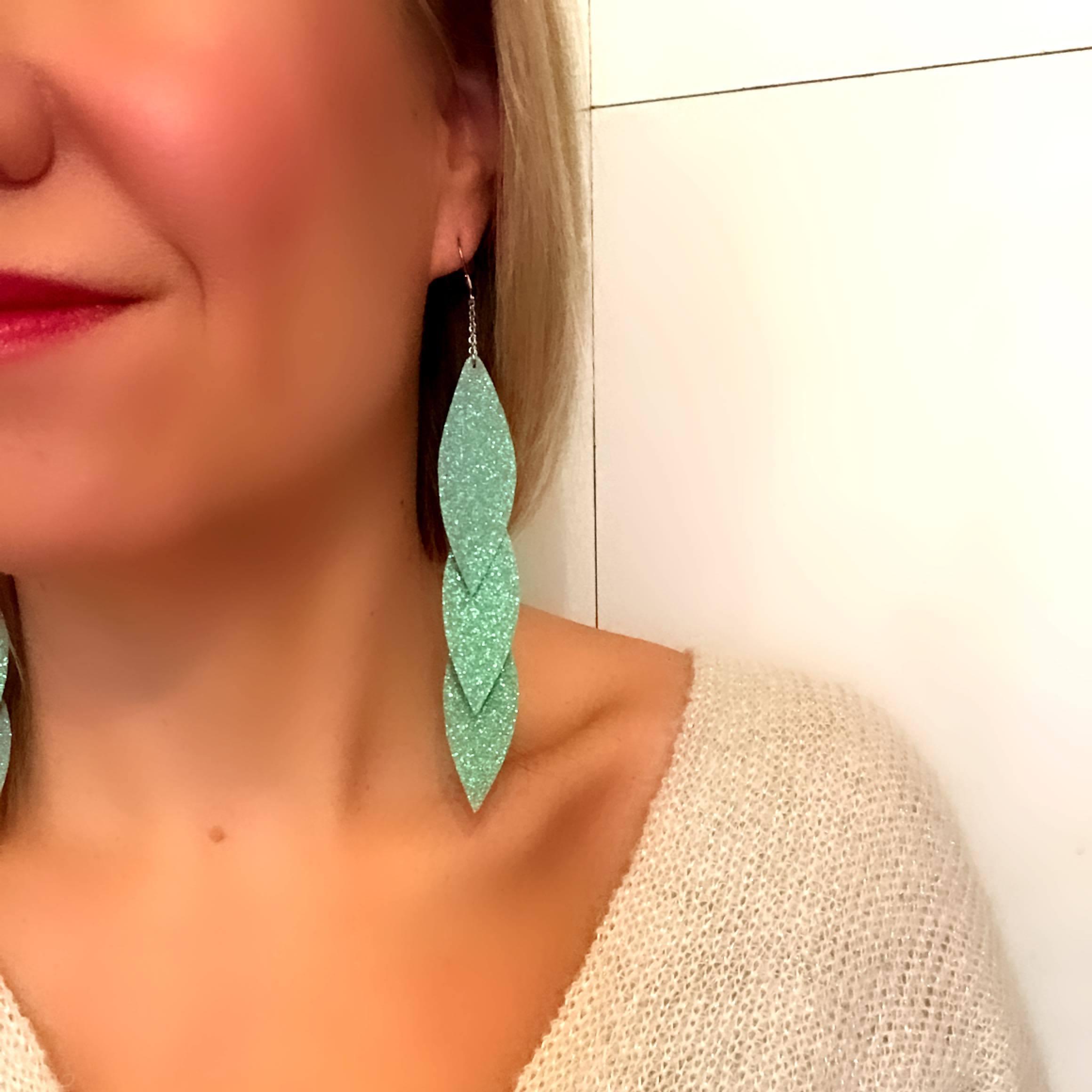 LEMPI earrings, Laura (mint glitter, three-piece)