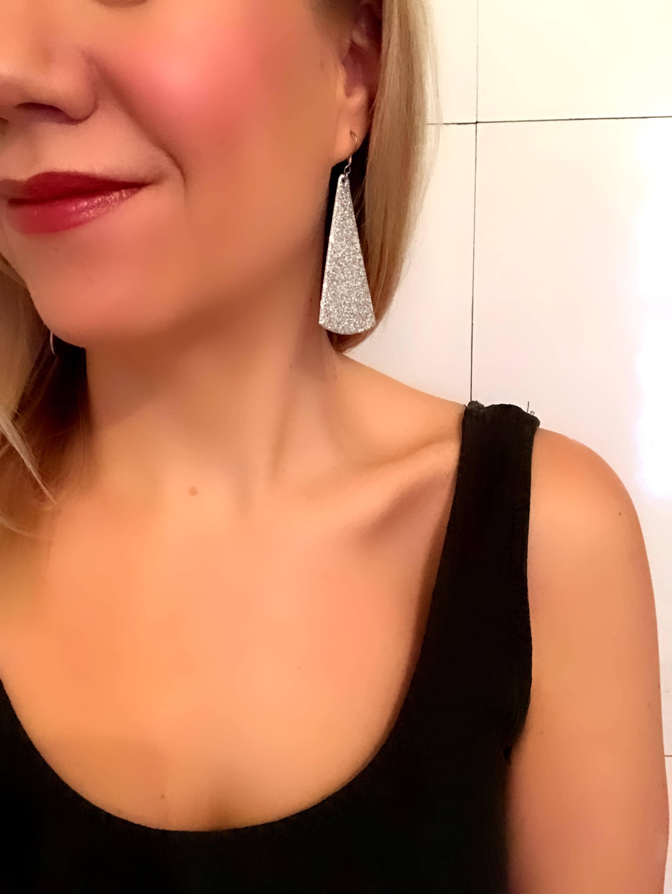 LEMPI earrings, Kajo (silver glitter)