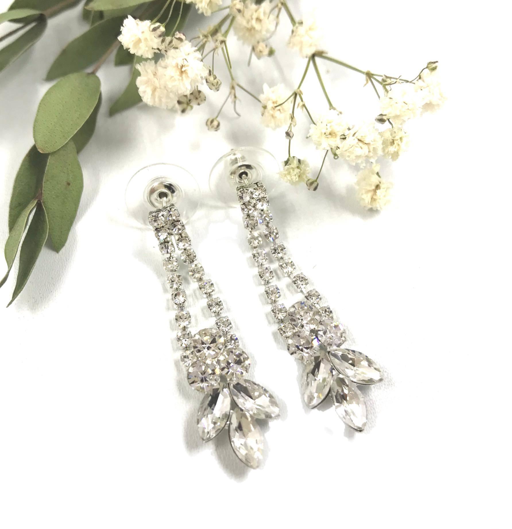 Rhinestone earrings, Elegant Marquise (available in two colors)