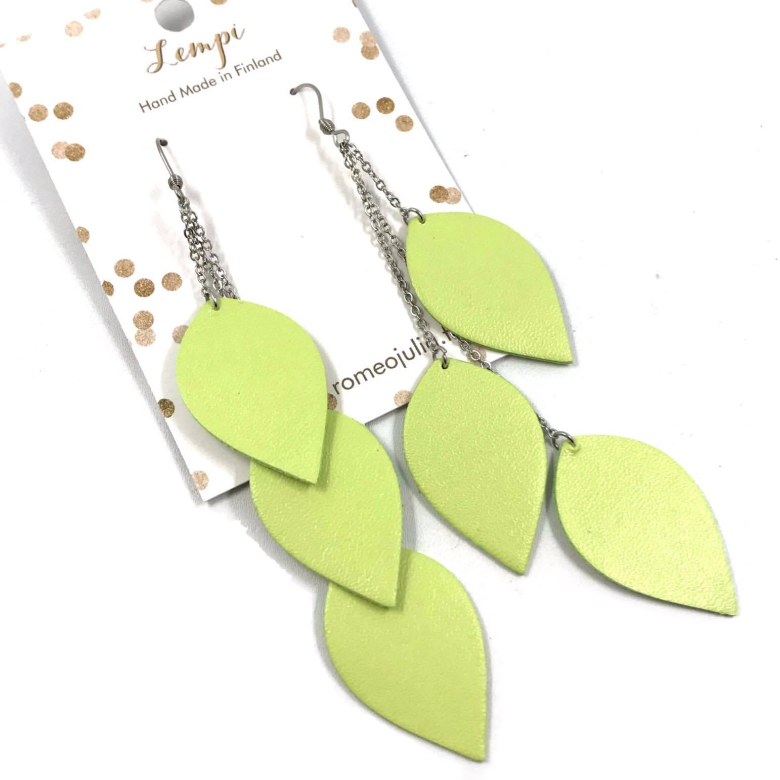 LEMPI earrings, Leaves (3 pieces, light green)