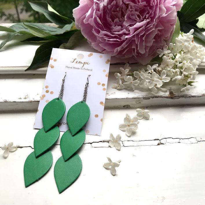 LEMPI earrings, Leaves (green, 3 pieces)