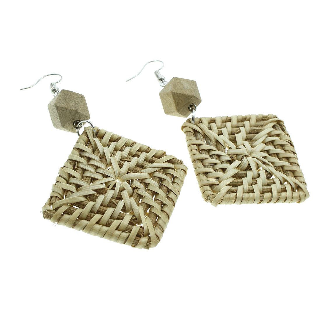 Puukorvakorut, rottinkikorvakorut/Chunky Square Rattan Earrings