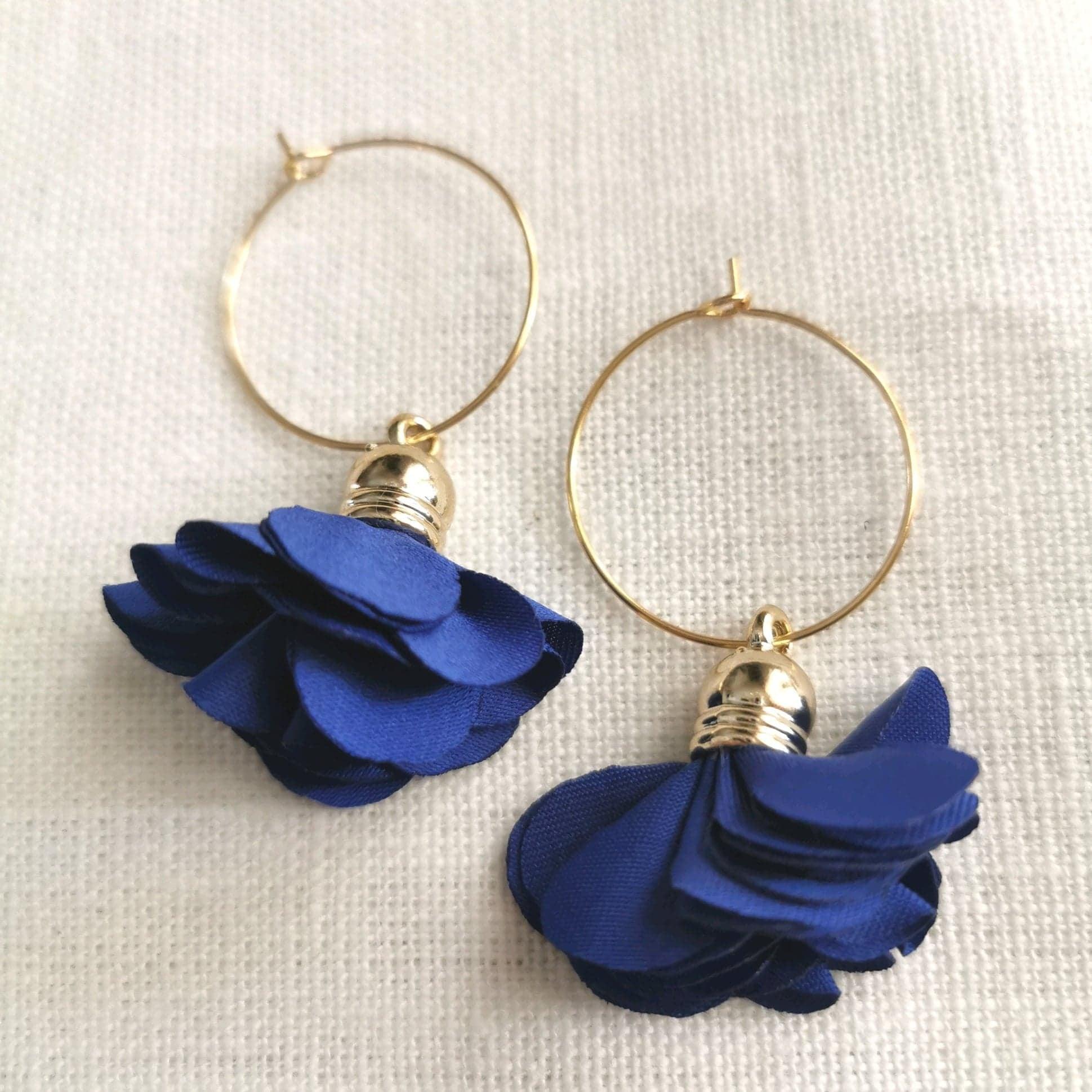 2 in 1 earrings, Daisy (blue)