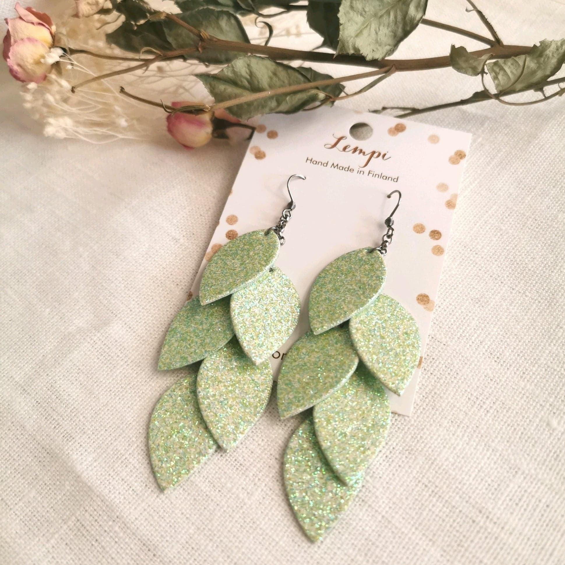 LEMPI earrings, Grain (light green glitter)