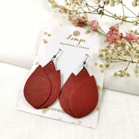 LEMPI earrings, Tulip 2.0 (dark red)