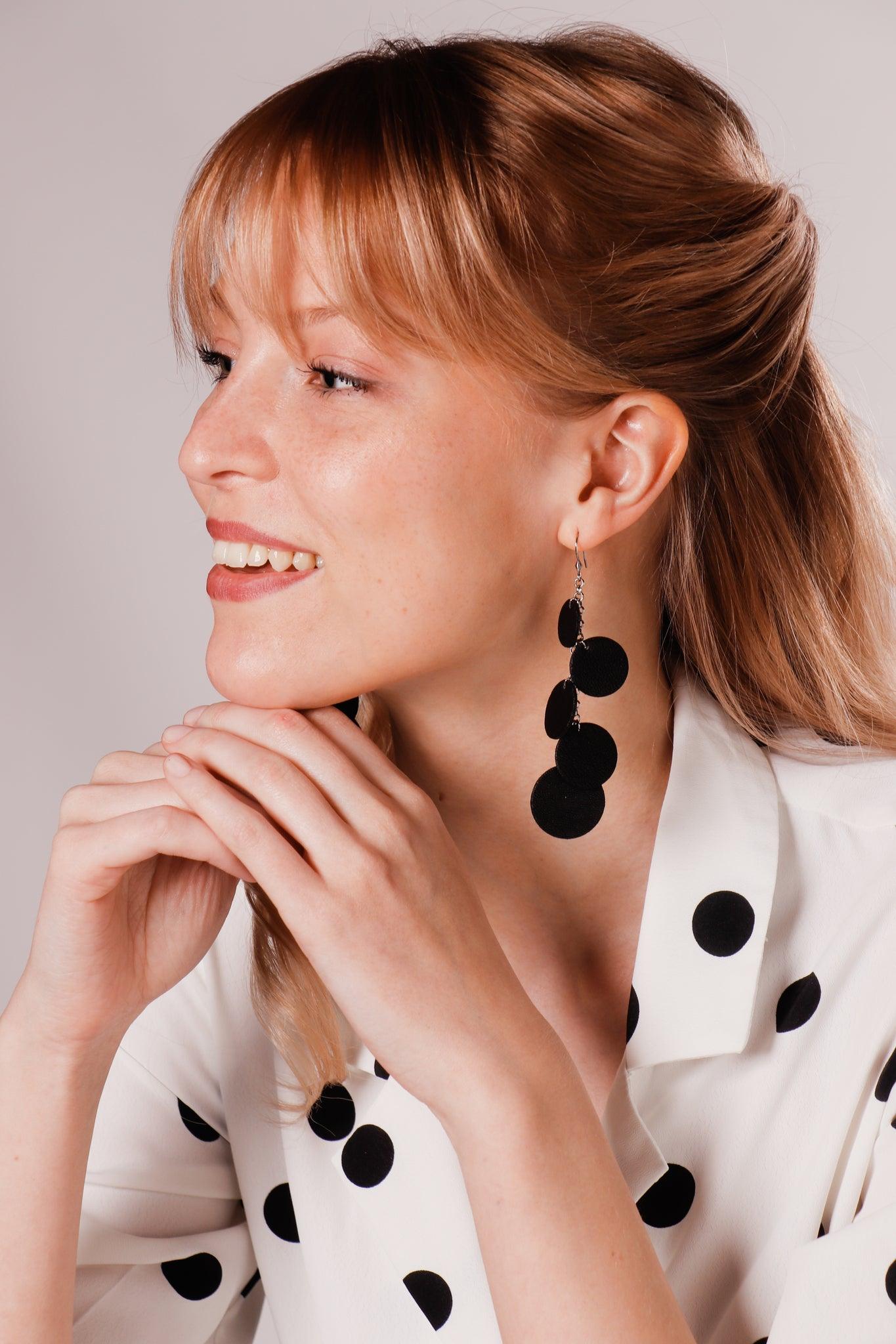 LEMPI earrings, Onni (black)