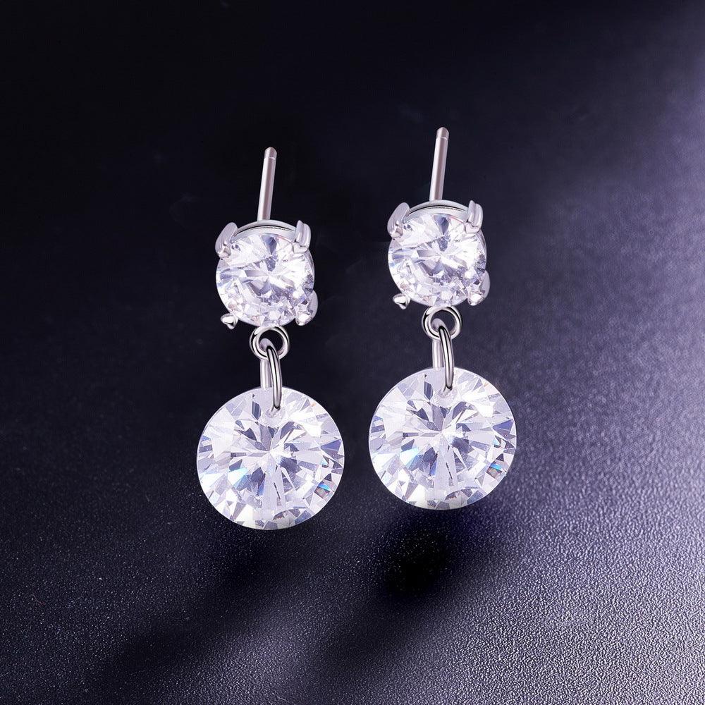 Hopeiset korvakorut, Classic Round Earrings with Cubic Zirconia