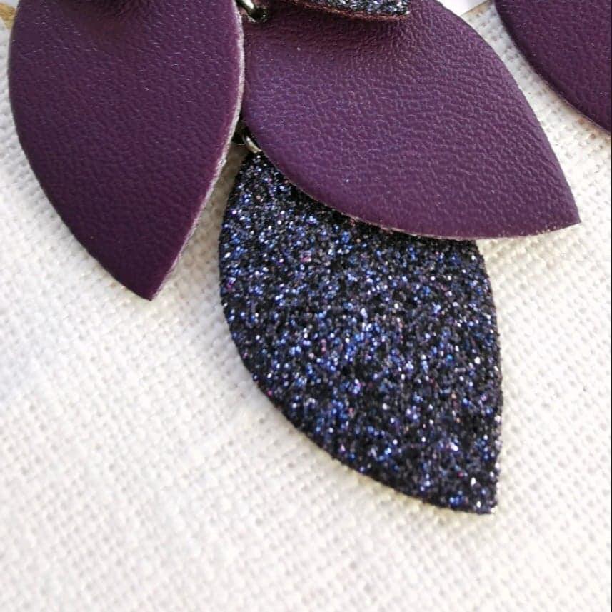 LEMPI earrings, Grain (dark purple, matte-glitter combination)