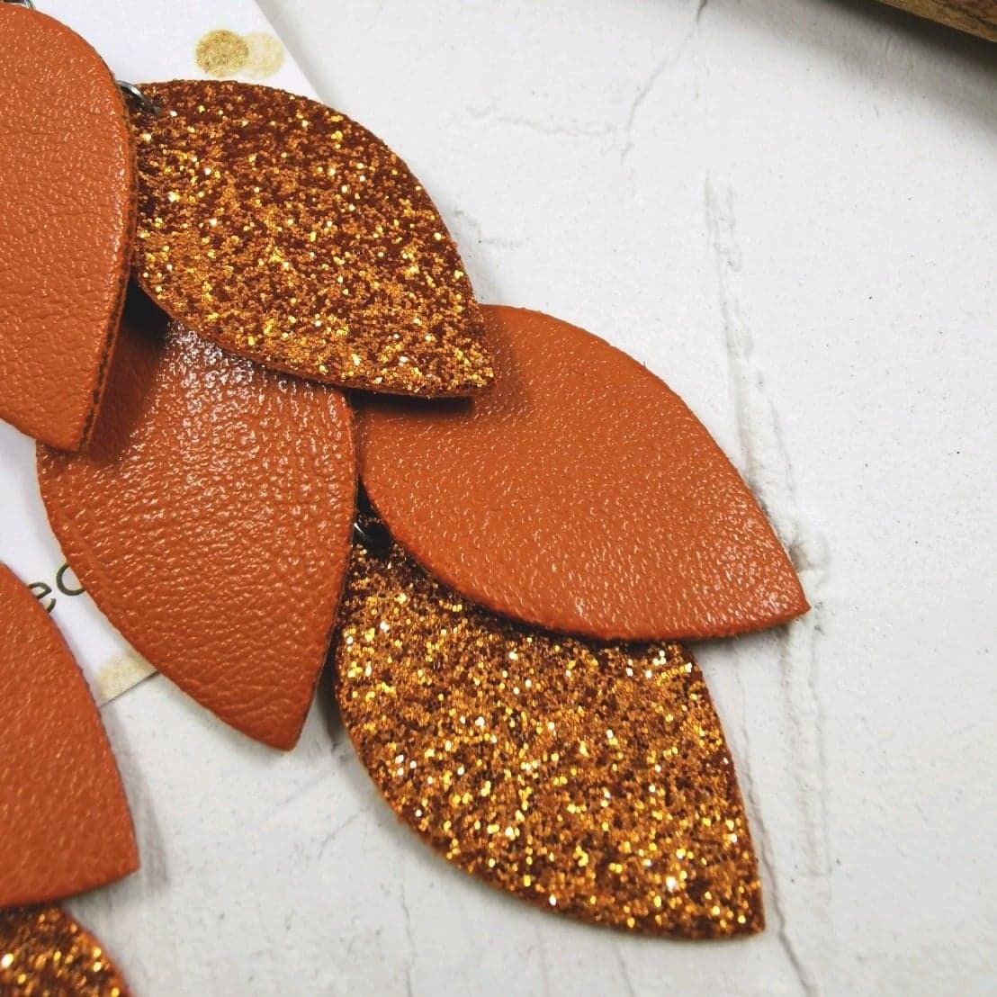 LEMPI earrings, Grain (orange, matte-glitter combination)