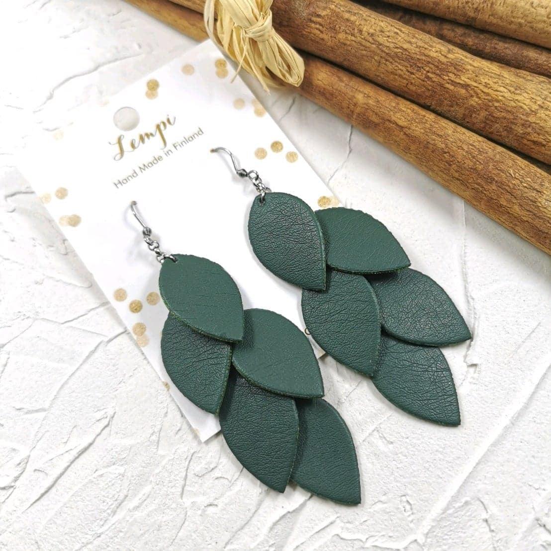 LEMPI earrings, Grain (dark green)