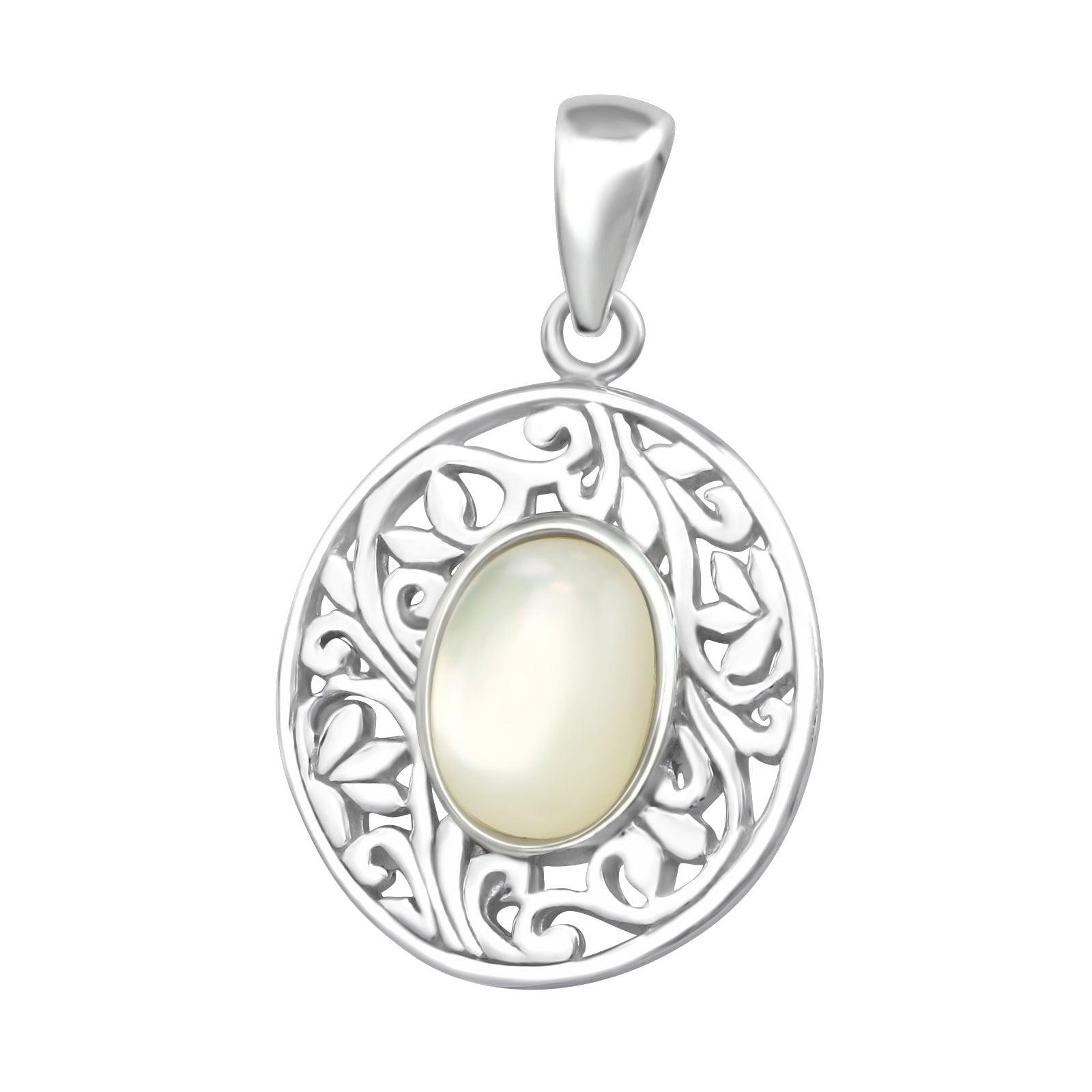 Hopeinen riipus, Romantic Oval Pendant  -romanttinen ovaali riipus