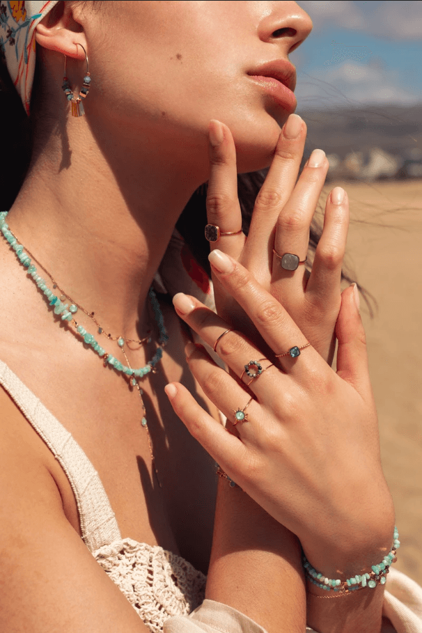 Sormus, BOHM PARIS|Bague Melany dorée avec cristal coral