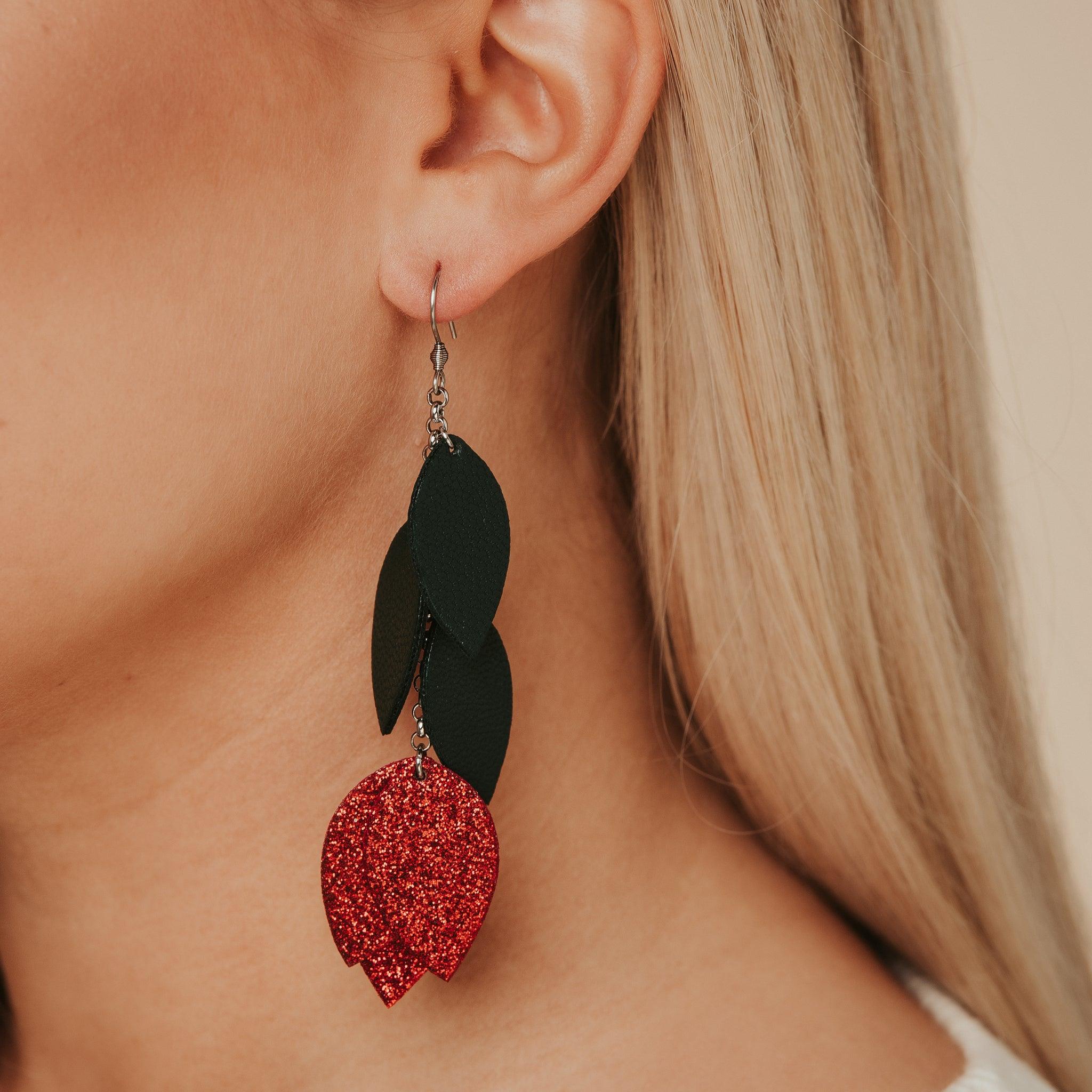 LEMPI earrings, Leafy tulip (green, red glitter)