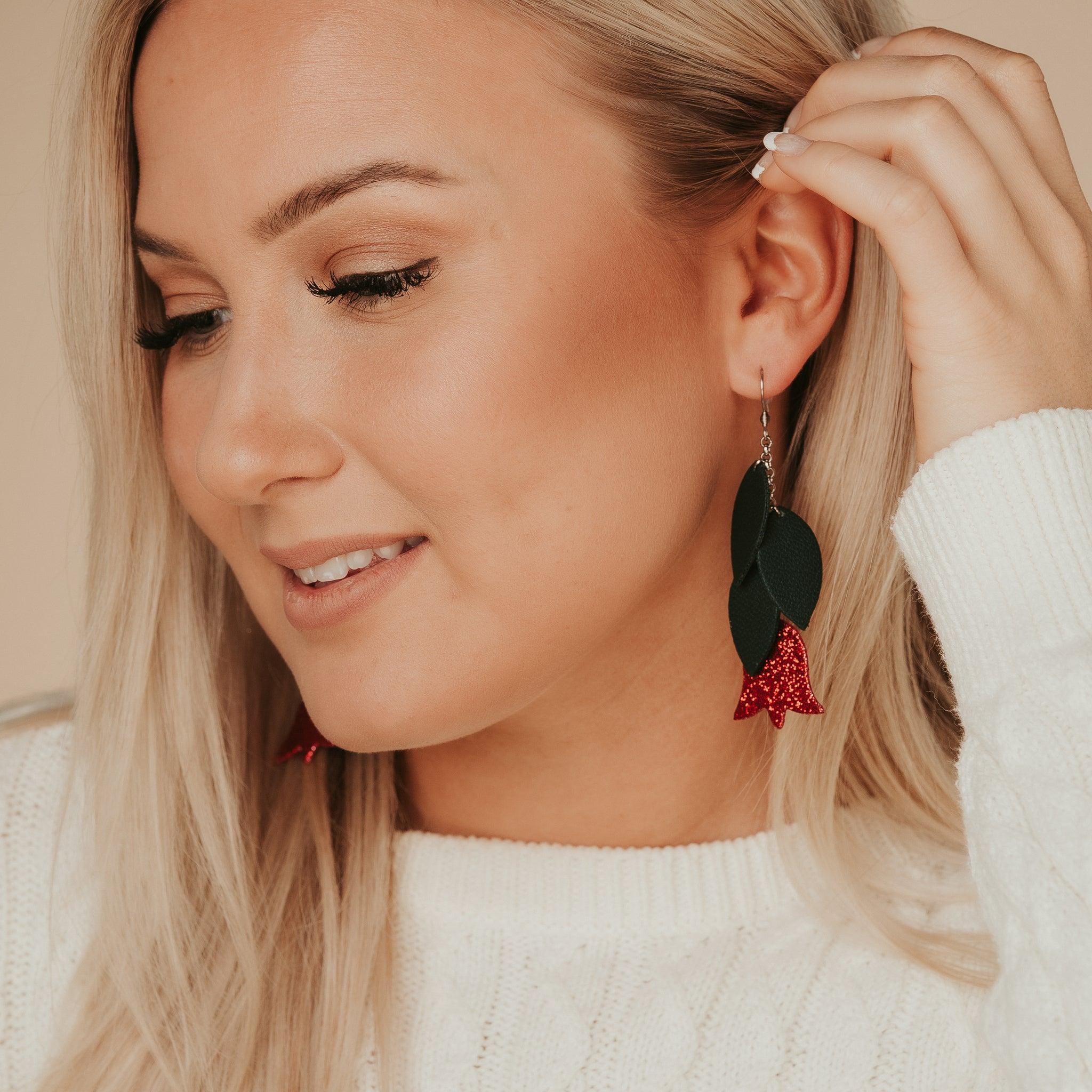 LEMPI earrings, Frida (green, red glitter)