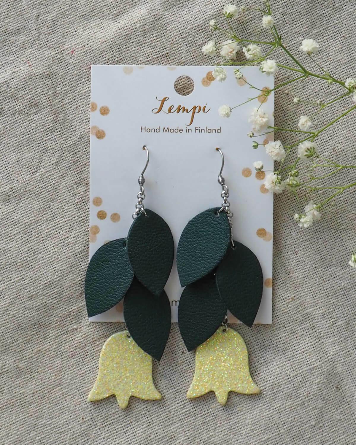 LEMPI earrings, Frida (green, light yellow glitter)