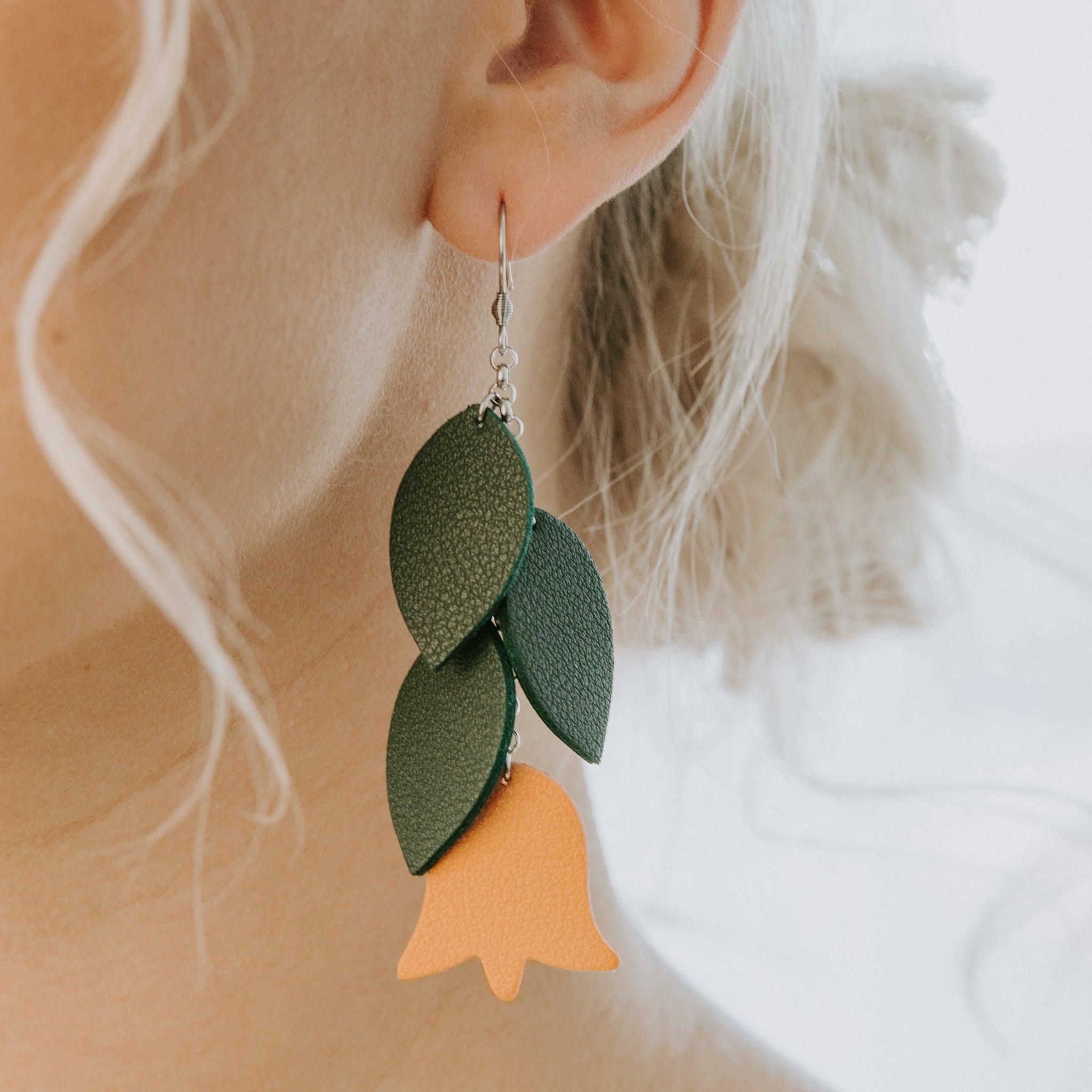 LEMPI earrings, Frida (green, peach)