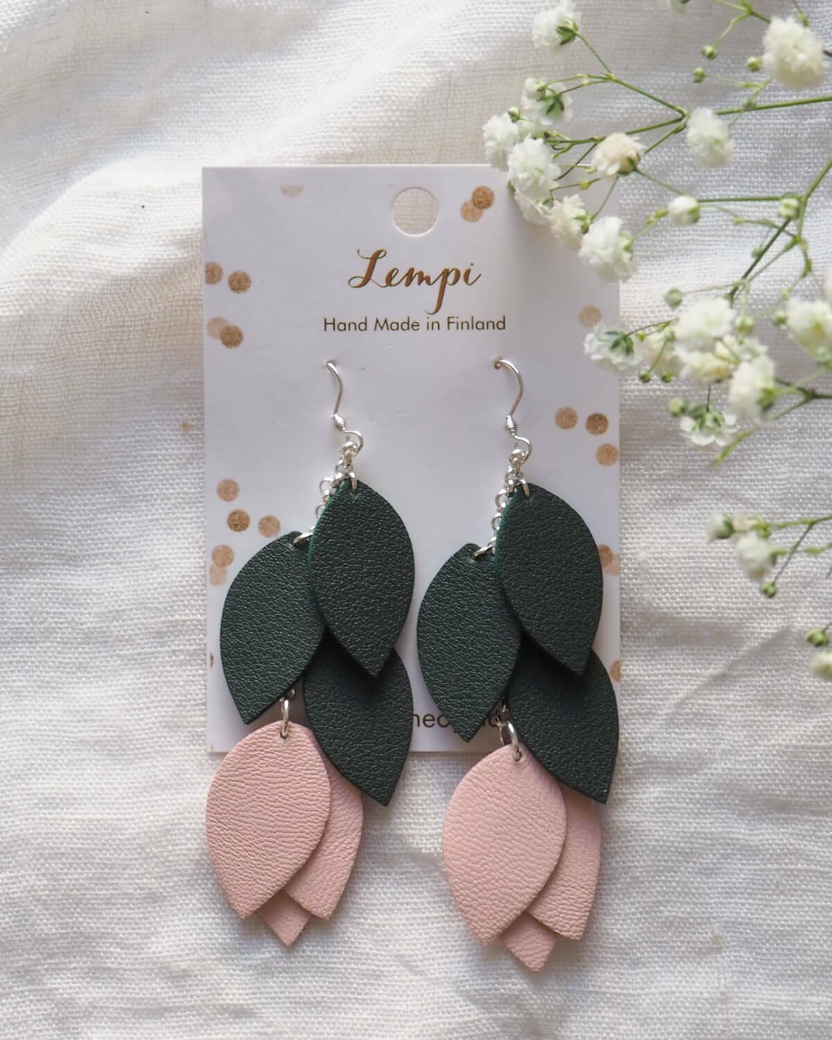 LEMPI earrings, Tulip with leaves (pink steel chain)