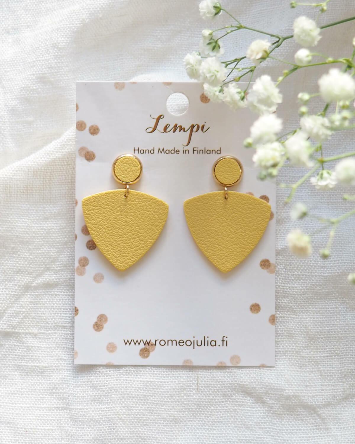 LEMPI earrings, Alisa (warm light yellow)