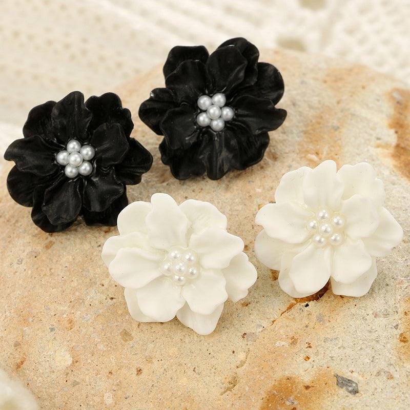 Flower earrings, FRENCH RIVIERA|Summer black flower earrings