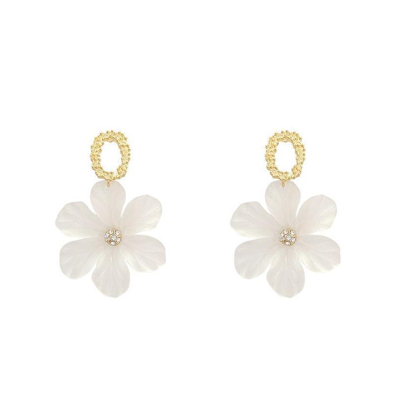 Earrings, FRENCH RIVIERA|Riley white flower earrings