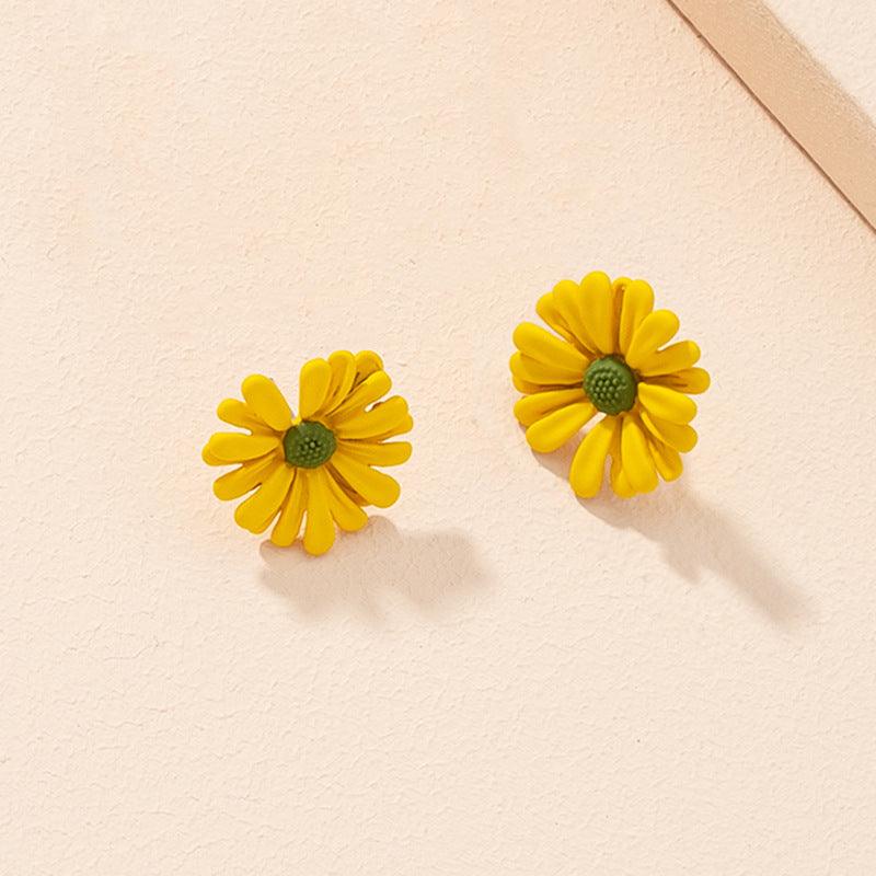 Flower earrings, FRENCH RIVIERA|Little Daisy yellow flower studs