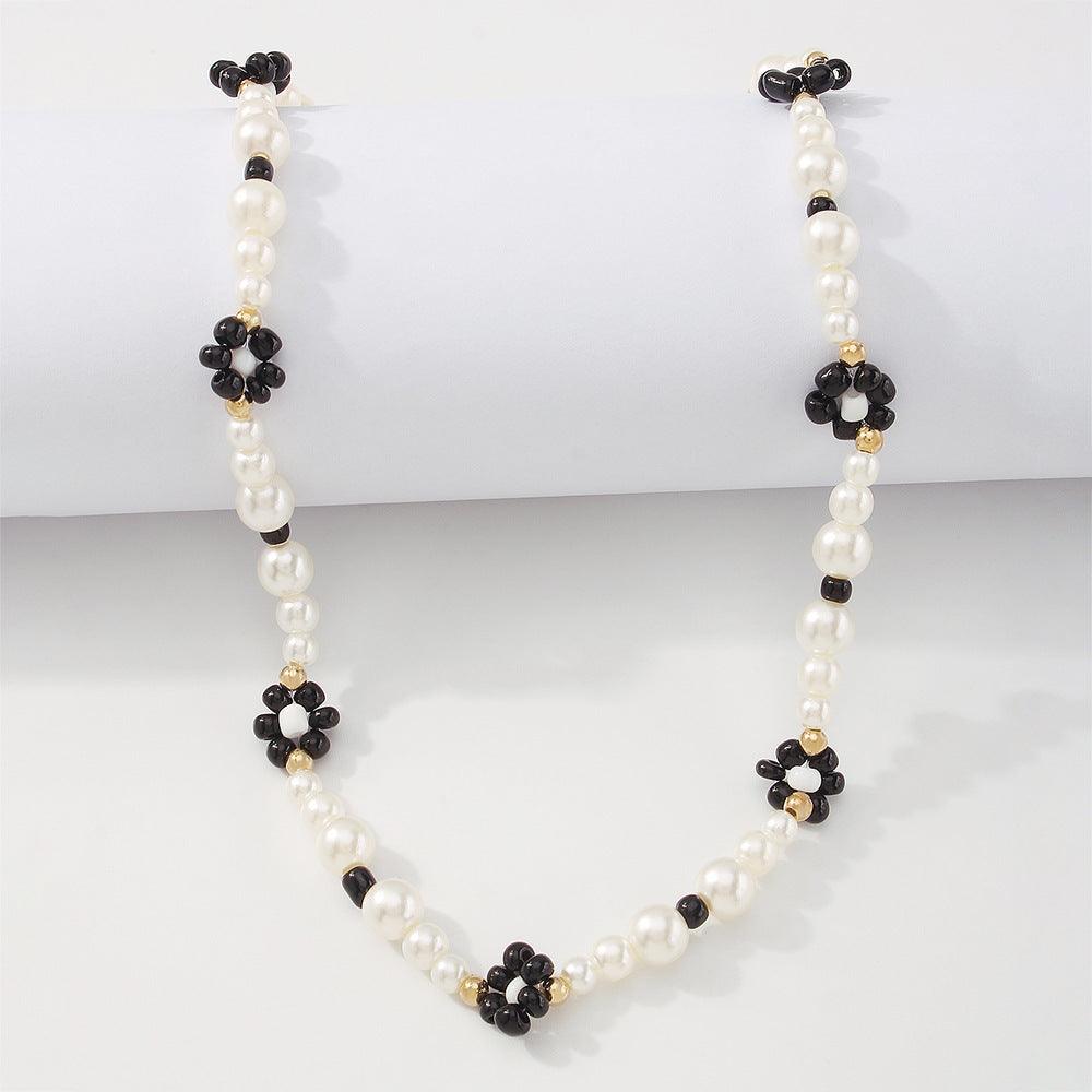 Necklace, FRENCH RIVIERA|Joy -black flower necklace with beads