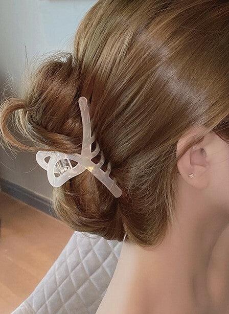 Hair clip, shark tooth|SUGAR SUGAR, White pearl