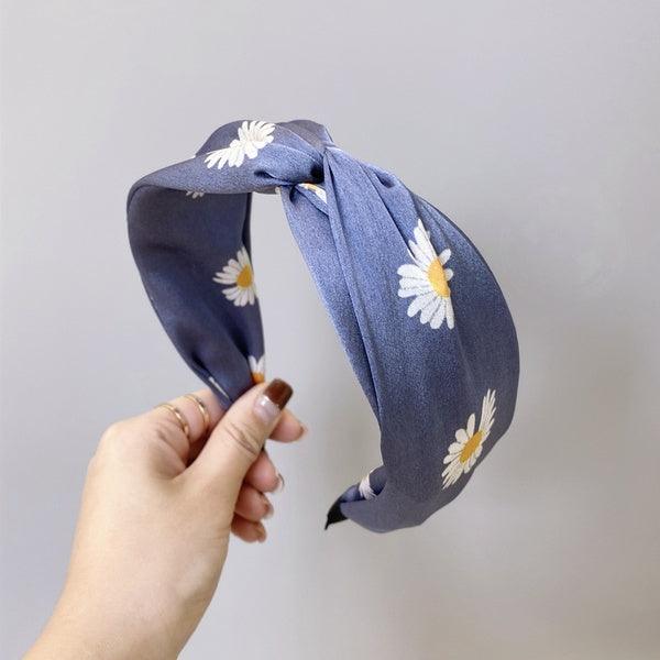 Headband|SUGAR SUGAR, Comfy Satin Daisy -blue satin headband