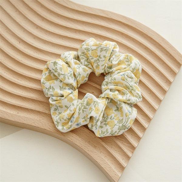 Scrunchie|SUGAR SUGAR, Autumn Flowers floral hair donut