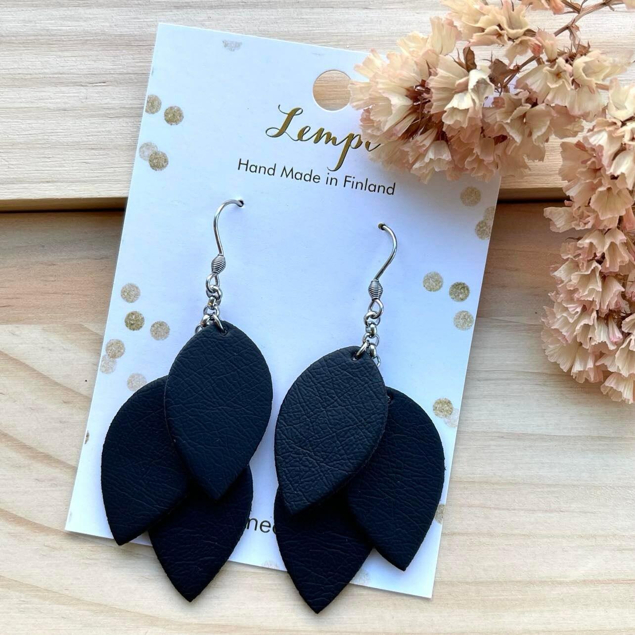 LEMPI earrings, Little Grain (black)