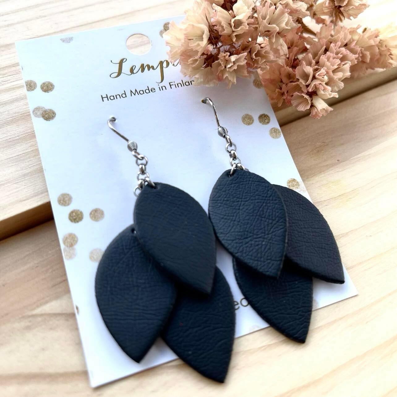 LEMPI earrings, Little Grain (black)