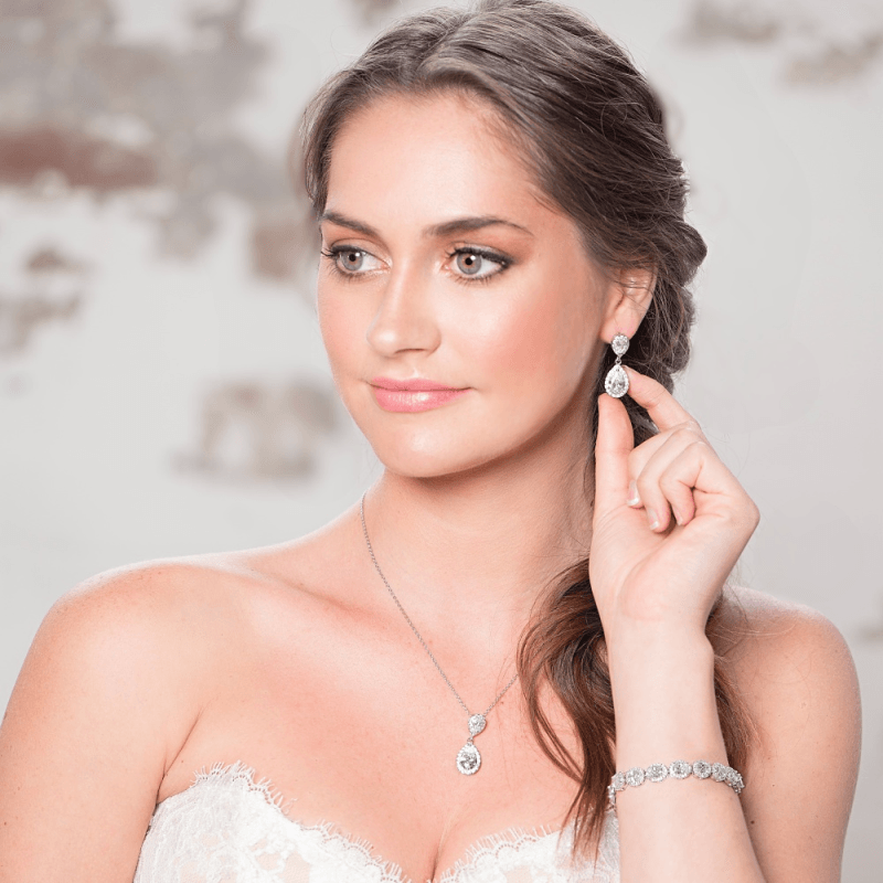 Kullatut korvakorut, ATHENA BRIDAL|Dainty Teardrop -kulta pisarat