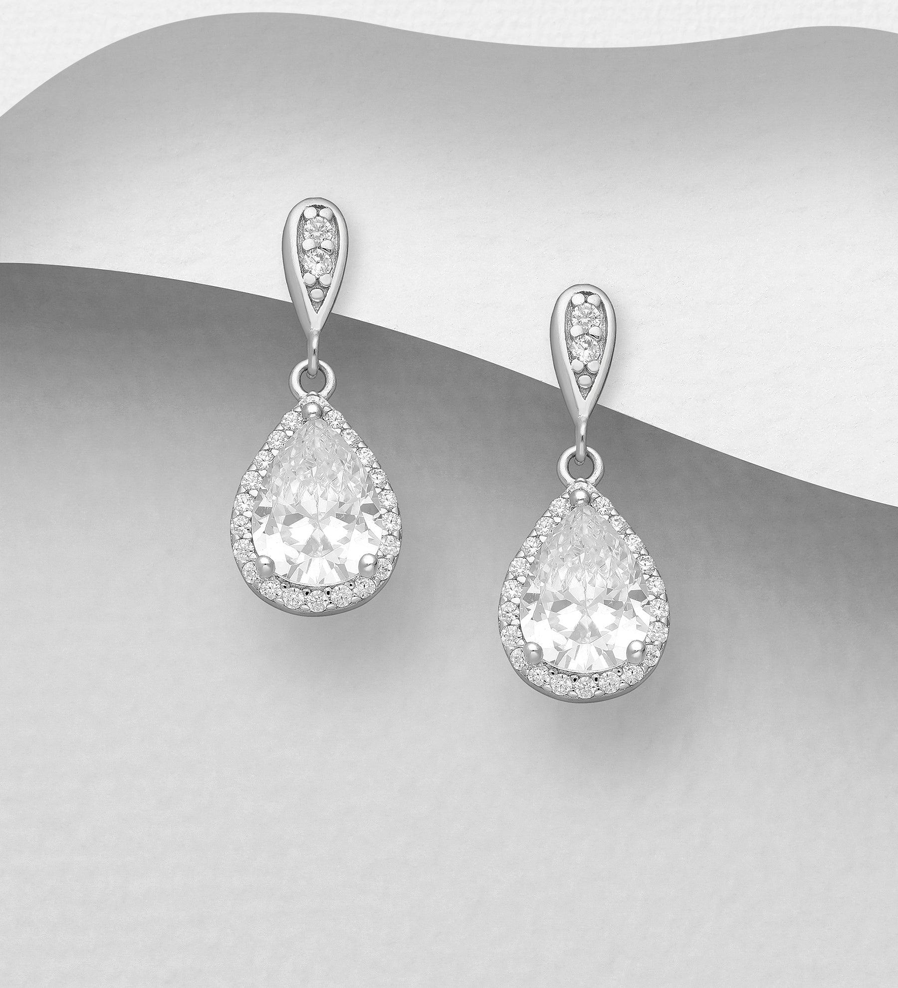 PREMIUM COLLECTION|Siro pisara silver earrings with clear stone