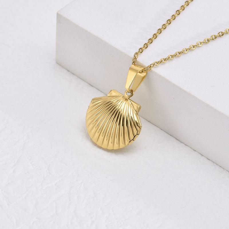 Necklace, FRENCH RIVIERA|Surgical steel shell medallion