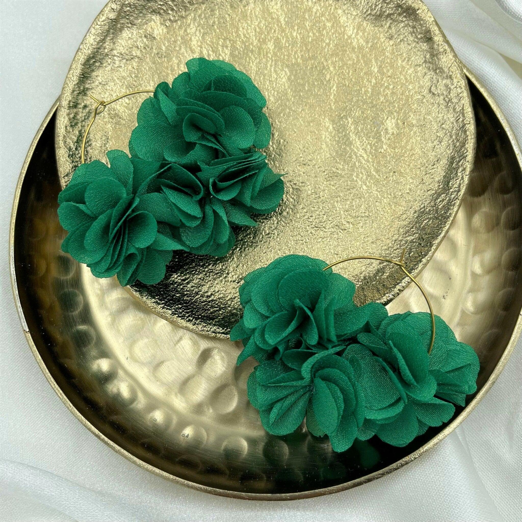 Earrings, FRENCH RIVIERA|Jasmine flower earrings (green)