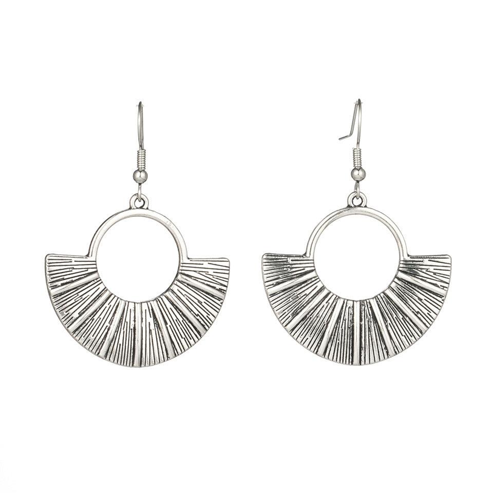 FRENCH RIVIERA|Freya - bohemian antique silver fan earrings