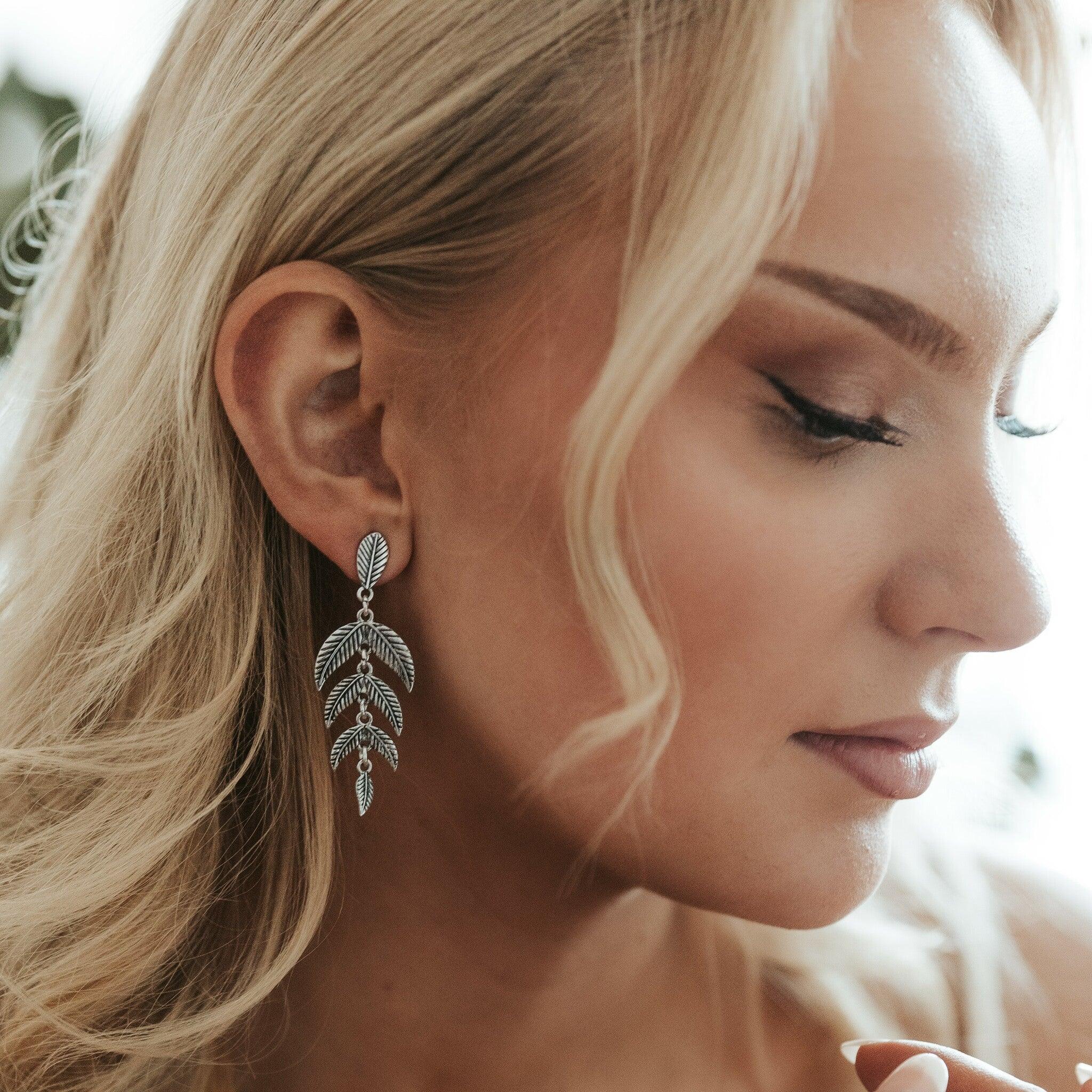 FRENCH RIVIERA|Feather - bohemian antique silver feather earrings