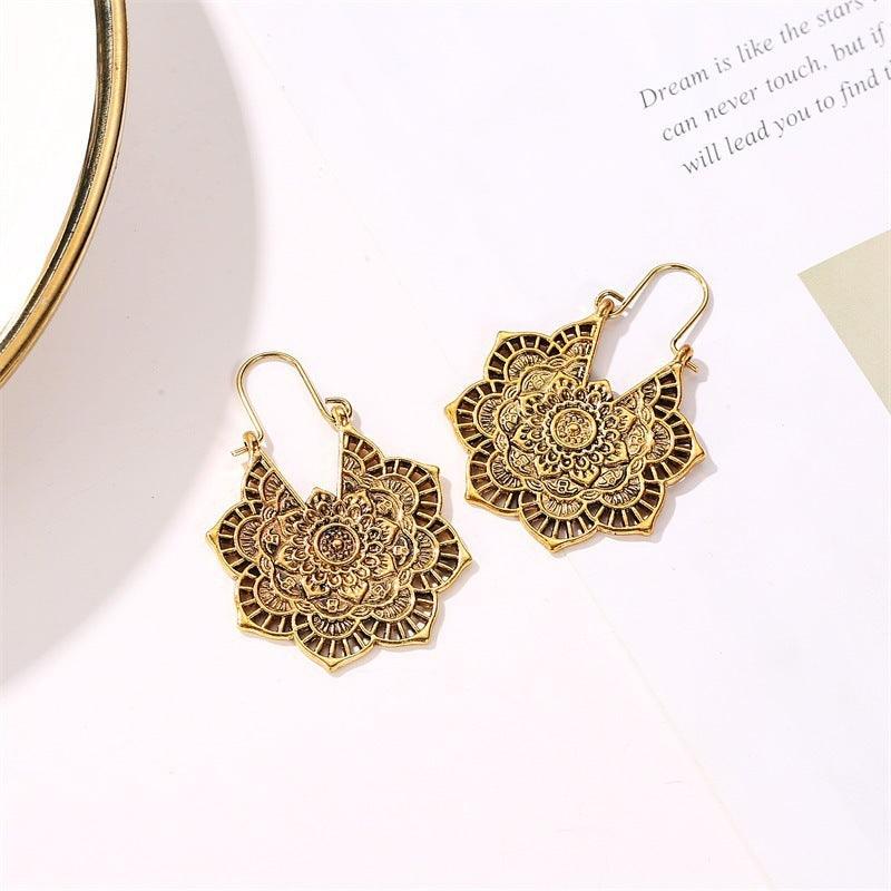 FRENCH RIVIERA|Juniper Bohemian Hanger Earrings (antique gold)