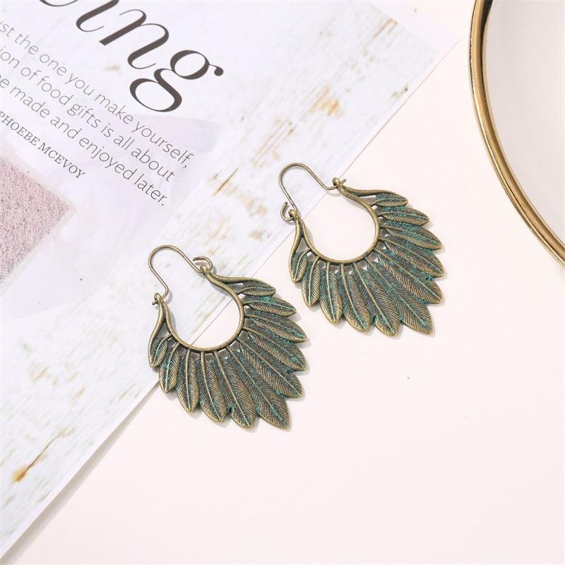 FRENCH RIVIERA|Piper - bohemian antique copper hanger feather earrings