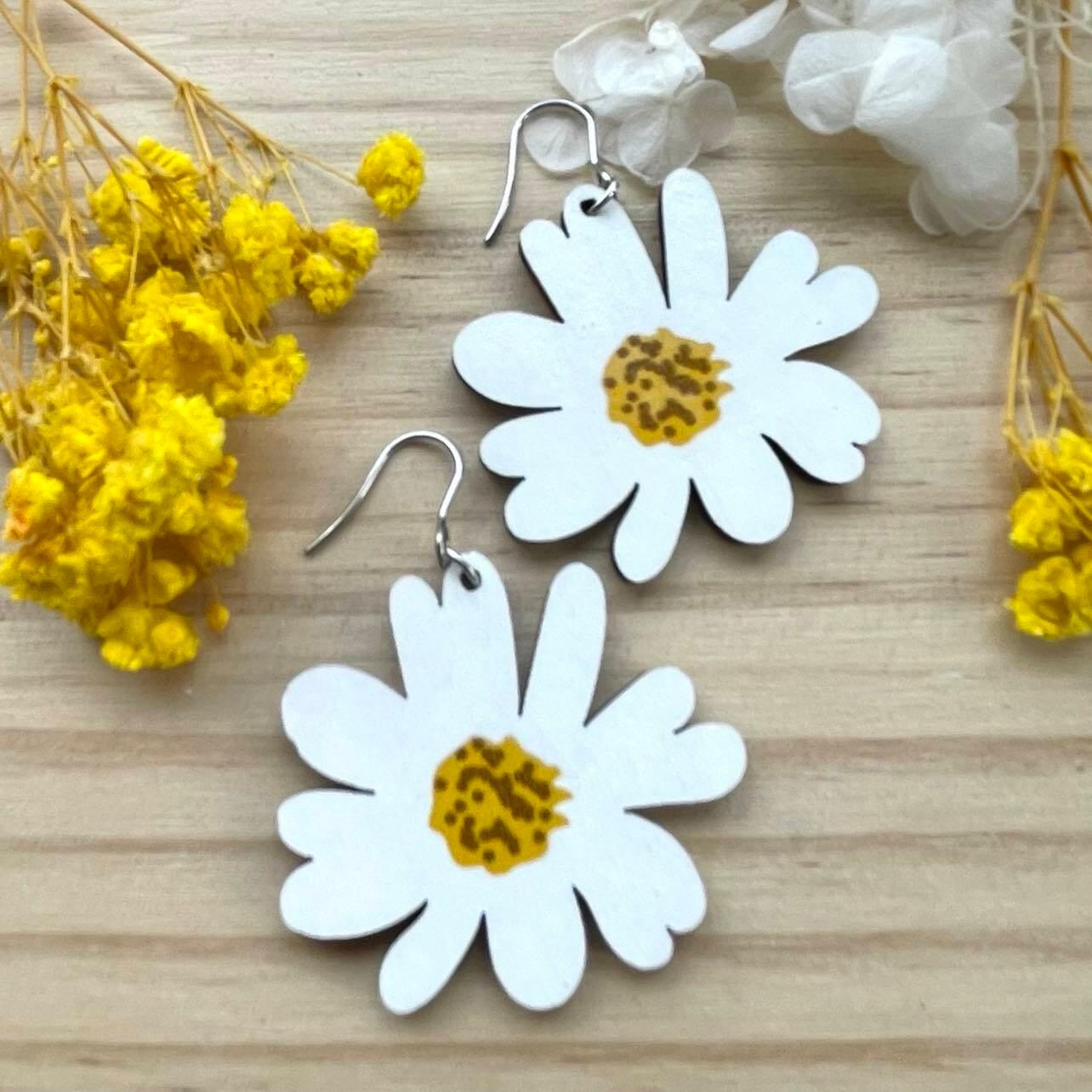 Wooden earrings|Summer hay -white wooden flower earrings