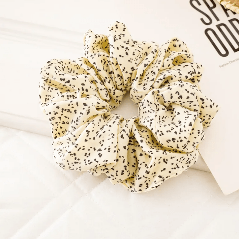 SUGAR SUGAR®, Autumn Mornings Scrunchie - white hair donut