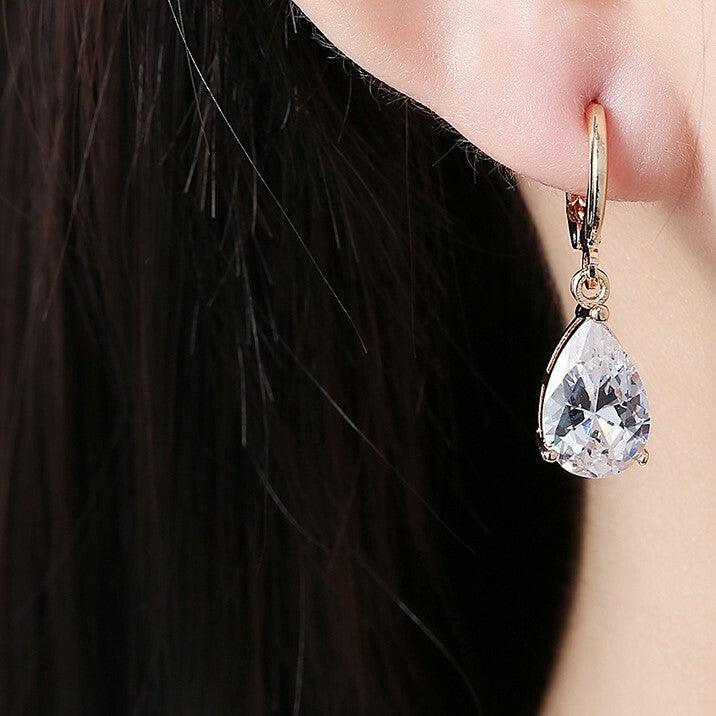 FRENCH RIVIERA|Vanessa Earrings -clear drop earrings