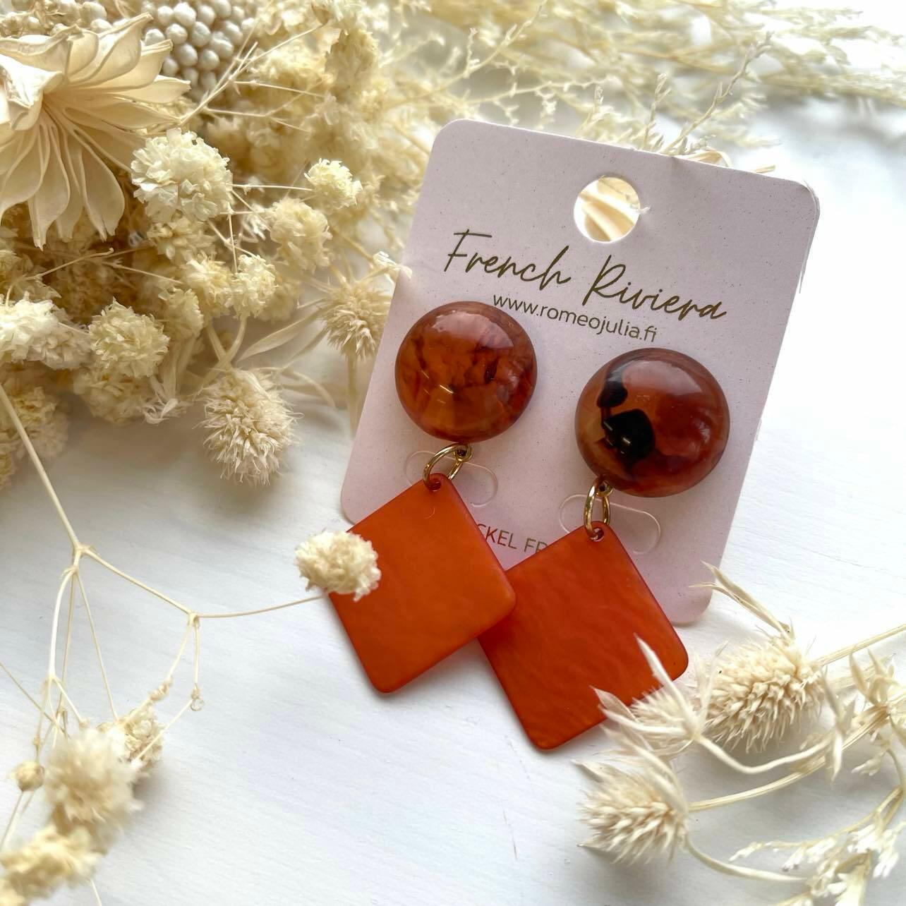 FRENCH RIVIERA|Jenine Earrings -oranssit neliökorvakorut