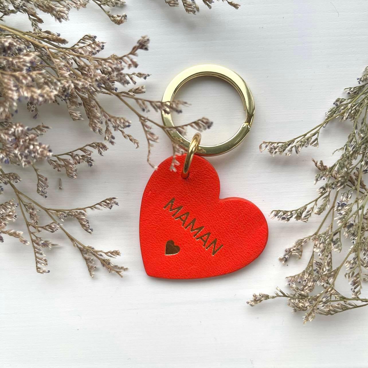 FRENCH RIVIERA, Maman - orange-red leather heart keychain